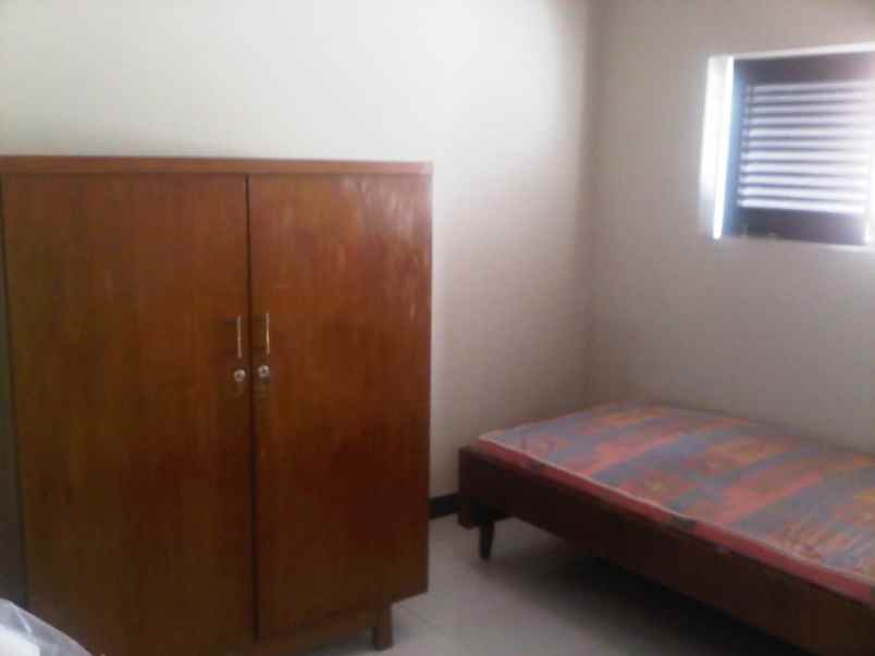 disewakan rumah kayu putih pulo gadung