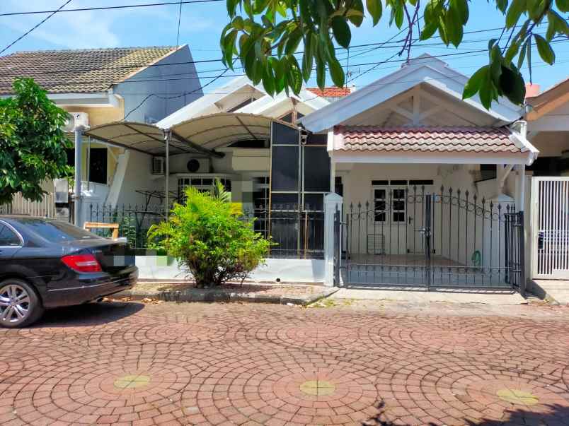 disewakan rumah nirwana eksekutif