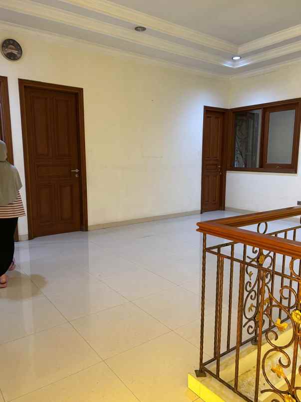 disewakan rumah perumahan jaka permai