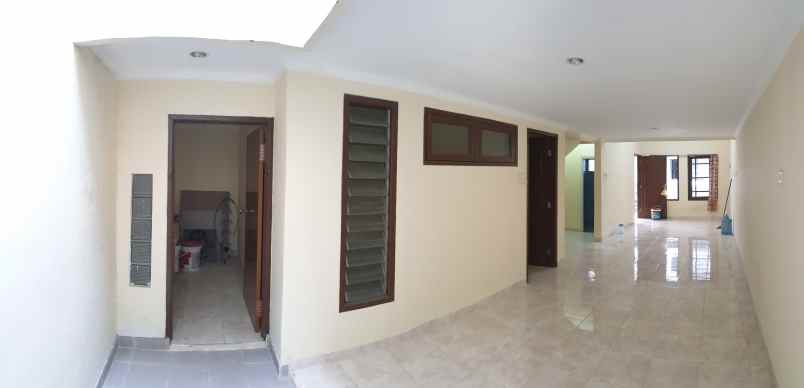 disewakan rumah pondok gading utama