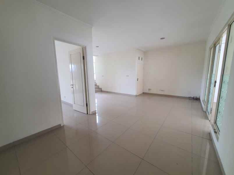 disewakan rumah suvarna sutera cluster elysia