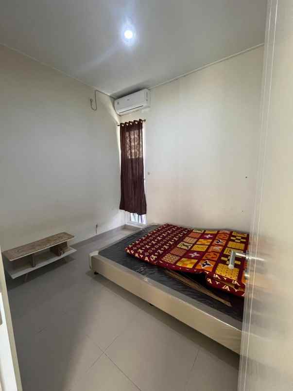 disewakan rumah victoria green residence