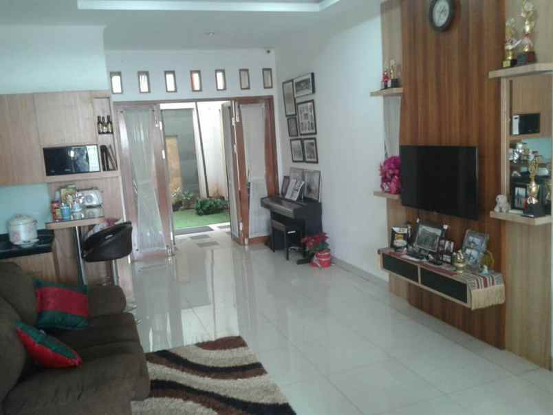 for sale rumah kebon baru tebet praktis siap huni