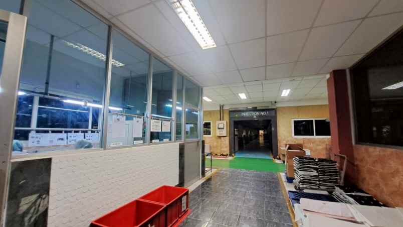 gudang pabrik kantor kawasan industri mm2100 cibitung