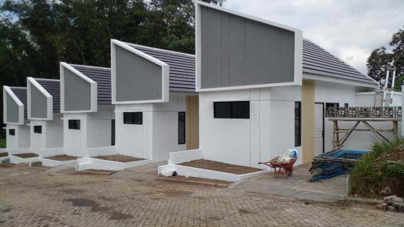 hunian modern lokasi di tawangargo karangploso