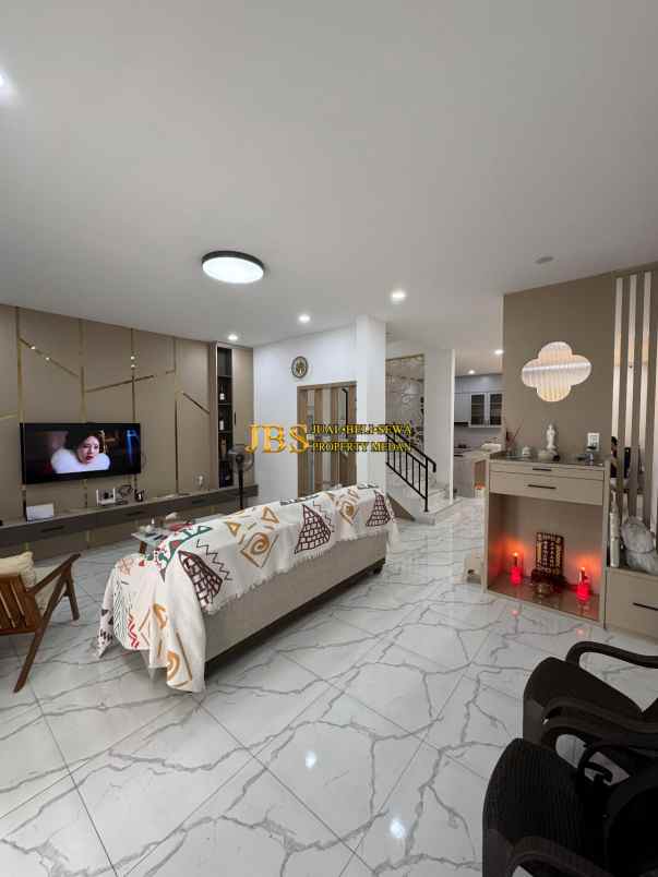 jual rumah di komplek villa rukun mas adam malik medan