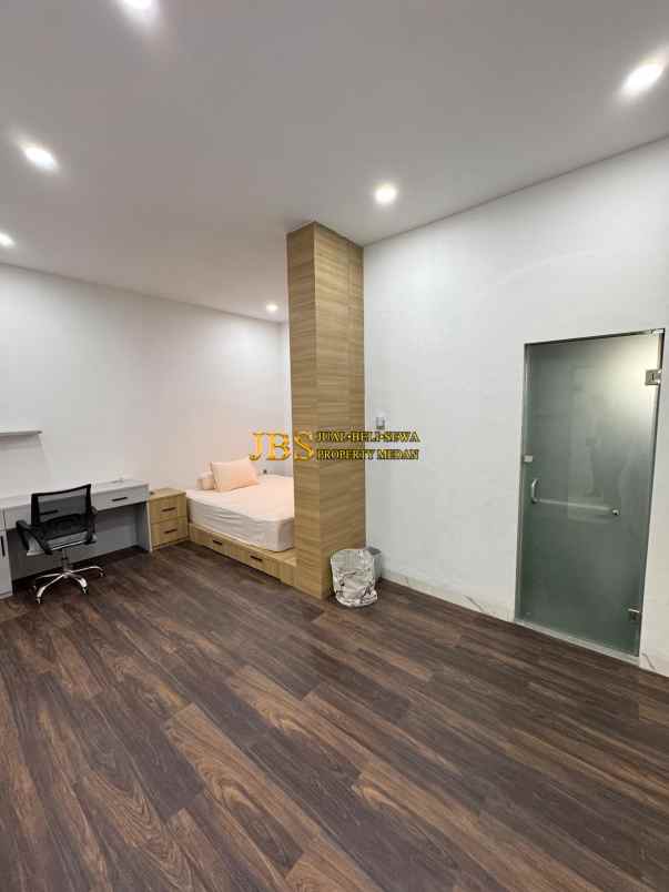 jual rumah di komplek villa rukun mas adam malik medan