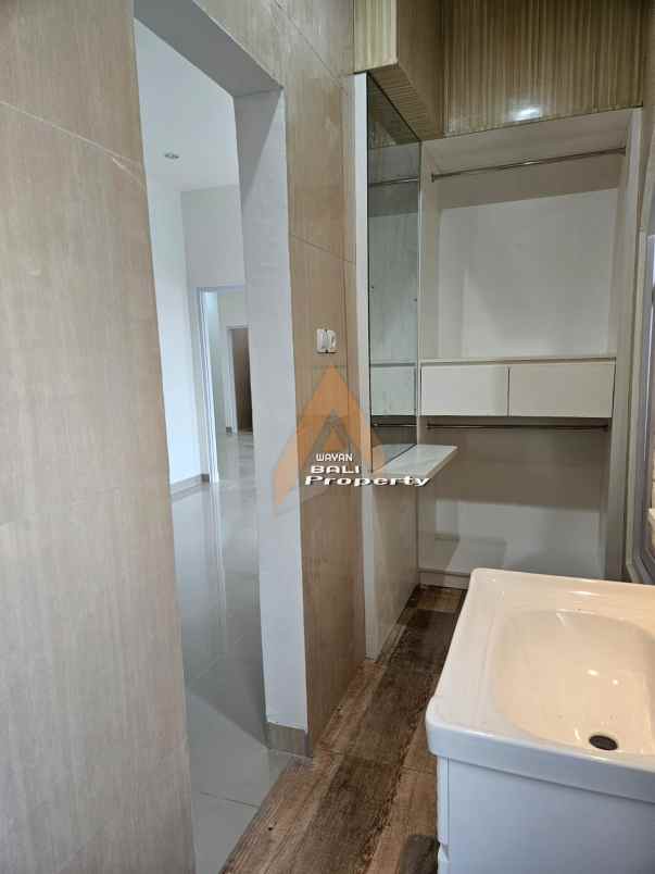 jual rumah mewah dan baru di gatot subroto denpasar