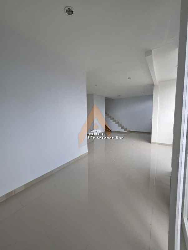 jual rumah mewah dan baru di gatot subroto denpasar