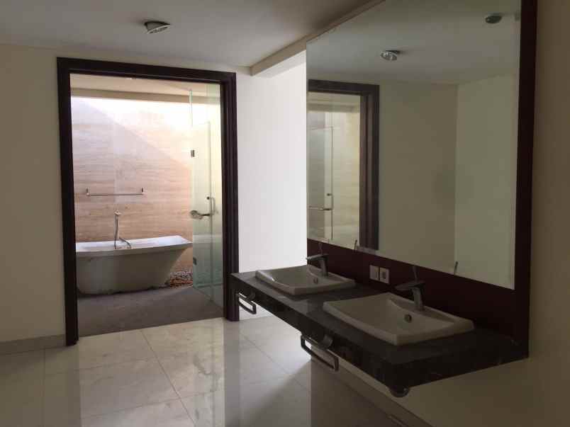 jual rumah royalton residence jak pus