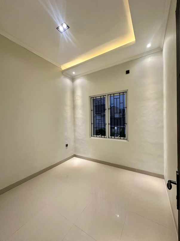 jual rumah siap huni di metland transyogi cileungsi