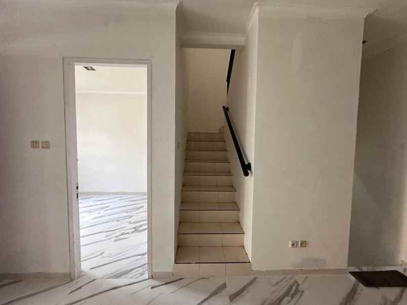 jual rumah siap huni kota wisata cibubur