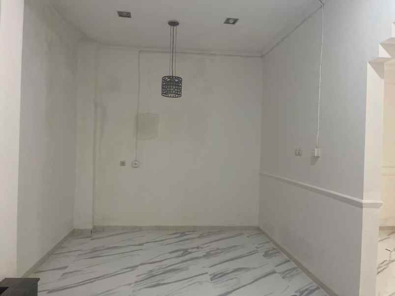 jual rumah siap huni kota wisata cibubur