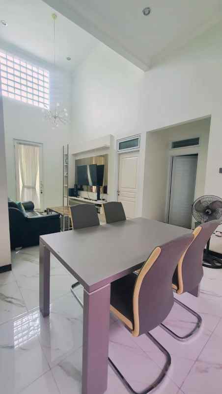 jual rumah siap huni semi furnished citra gran cibubur