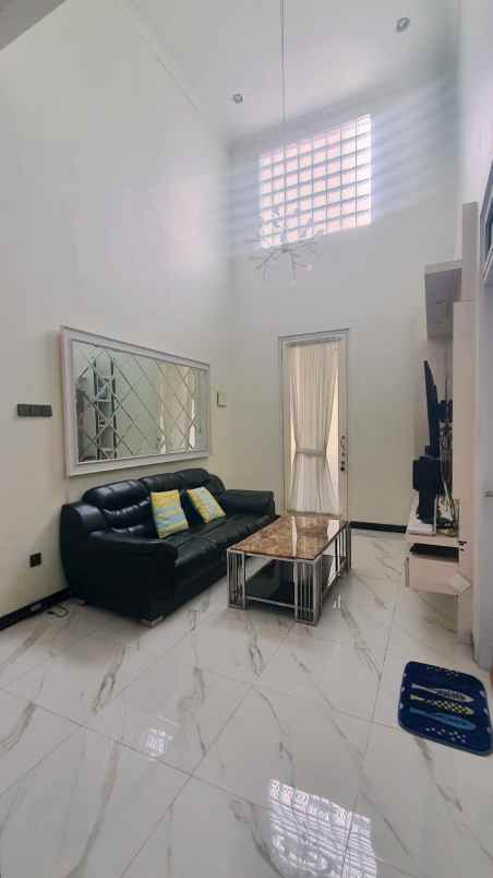 jual rumah siap huni semi furnished citra gran cibubur