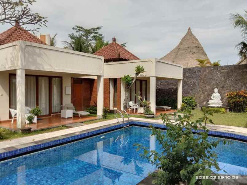 jual villa mewah bagus di kawasan singakerta ubud