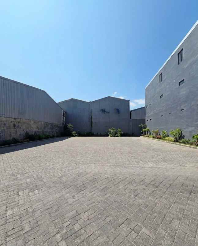 kavling kedinding strategis truck masuk