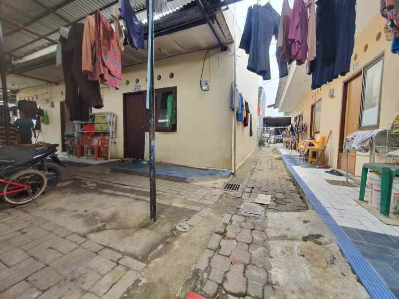 kontrakan 26 unit full isi di serua cputat