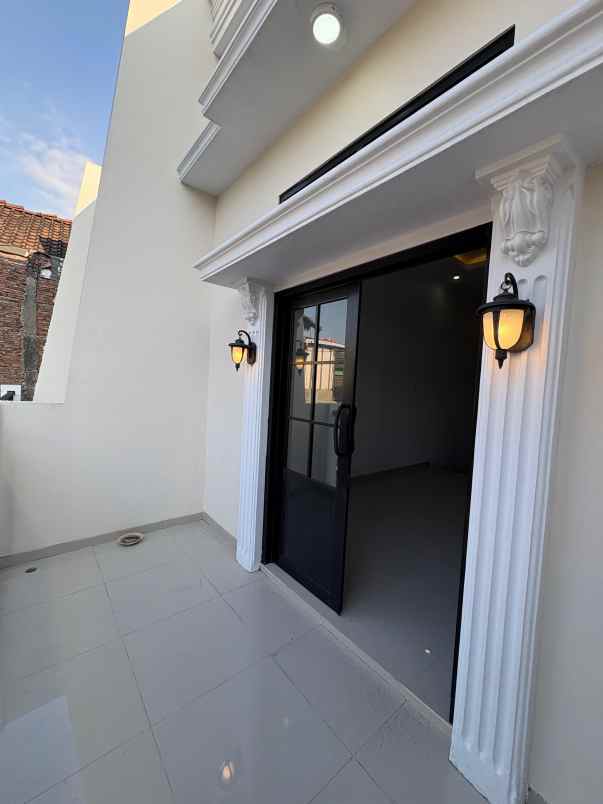 ruko baru 2 lantai di ring 1 kampus unnes semarang