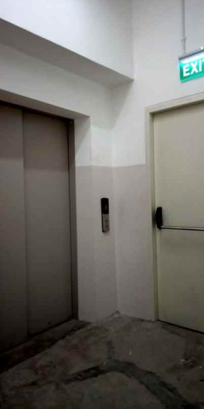 ruko gudang kantor jl m h thamrin jakarta pusat