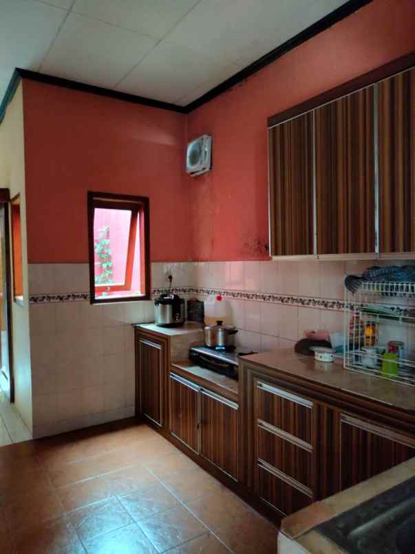 ruko rumah cihanjuang raya cocok untuk usaha