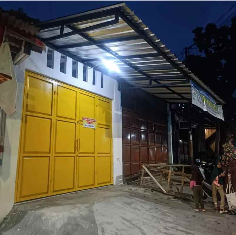 ruko siap buka usaha