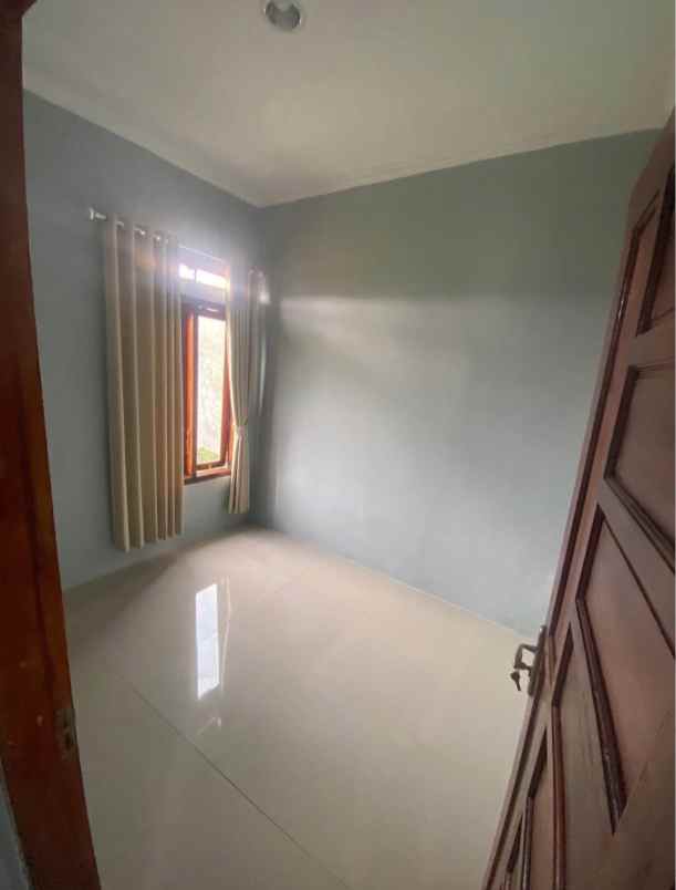 rumah 100 jutaan dekat stasiun cilejit