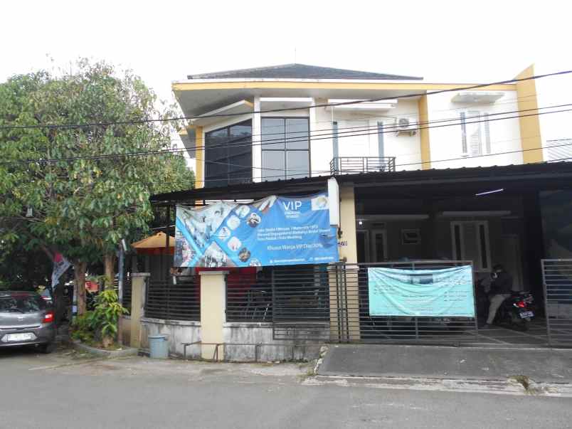 Rumah 2 Lantai Hook Shm Di Villa Inti Persada Pamulang