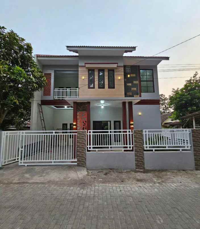 Rumah 2 Lantai Posisi Hook Di Sleman Yogyakarta