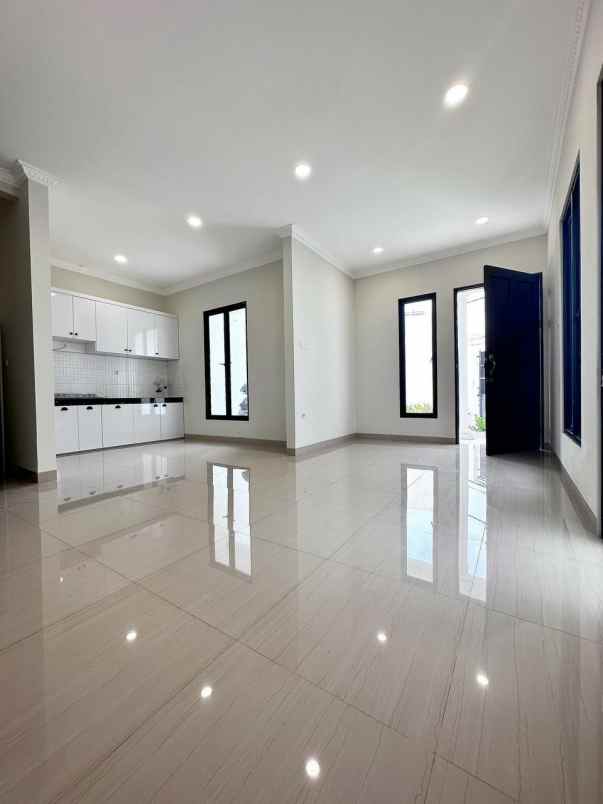 rumah 2 lantai readystok dekat lrt cikunir bekasi