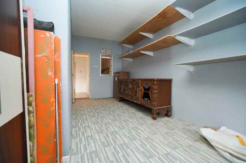 rumah 2 lantai siap huni di limo depok