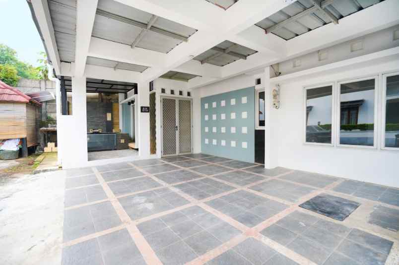 rumah 2 lantai siap huni di limo depok