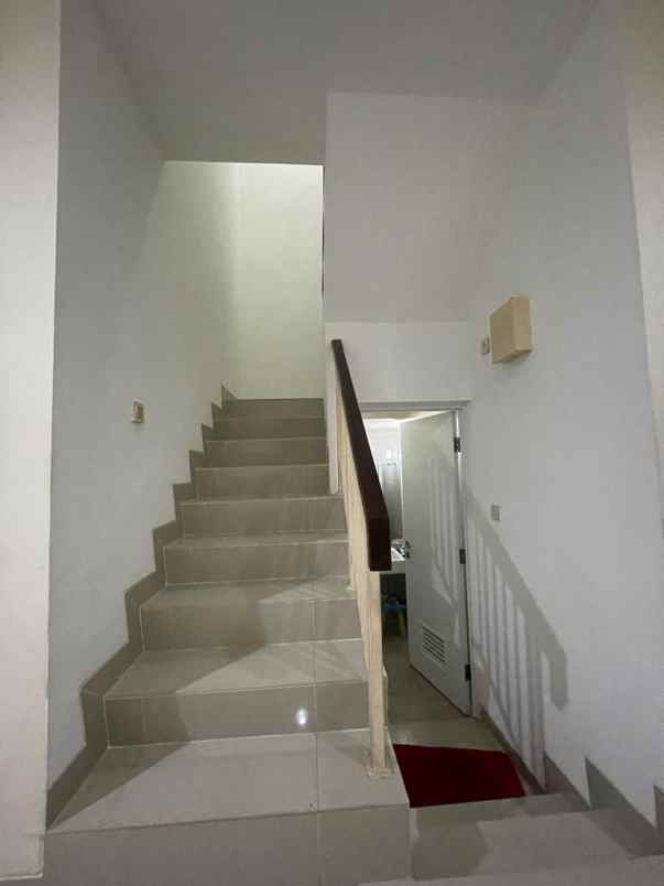 rumah bagus full furnished bekasi jawa barat