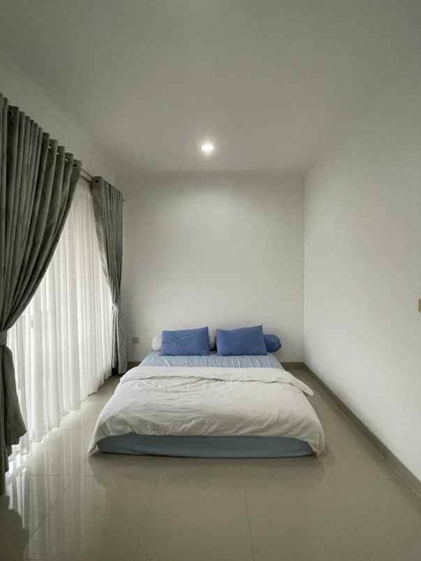 rumah bagus full furnished bekasi jawa barat