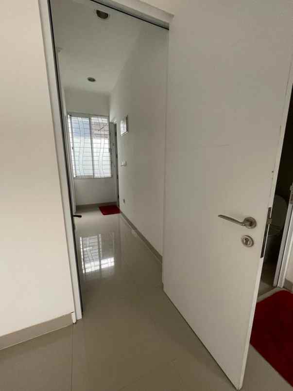 rumah bagus full furnished bekasi jawa barat