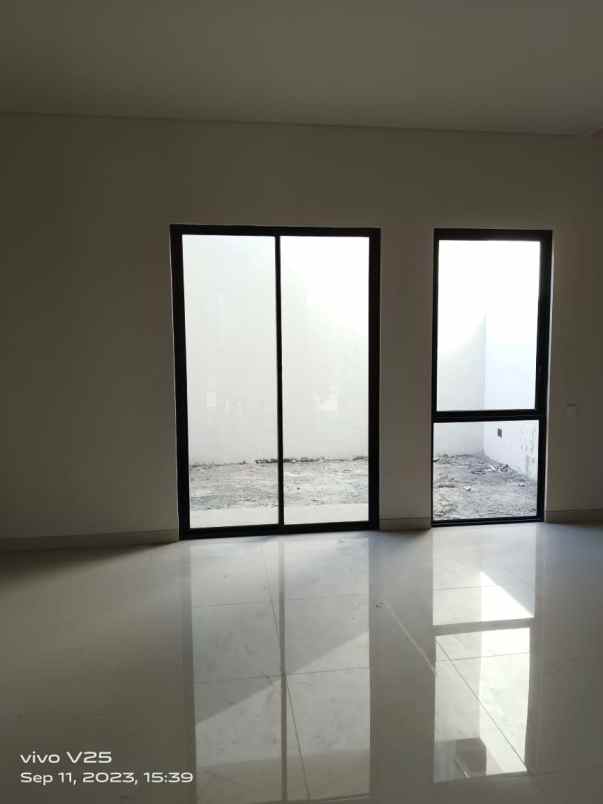 rumah baru minimalis hanya 5 menit ke bandara juanda