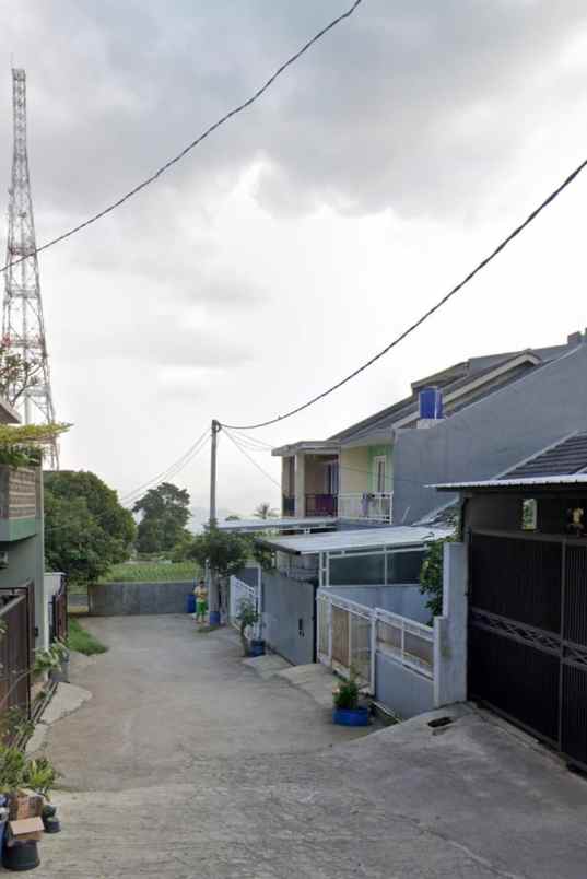 rumah cihanjuang parongpong bandung barat