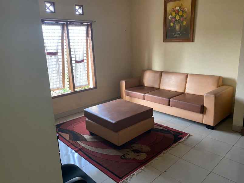 rumah dekat tol pasteur sarijadi dan gunung batu