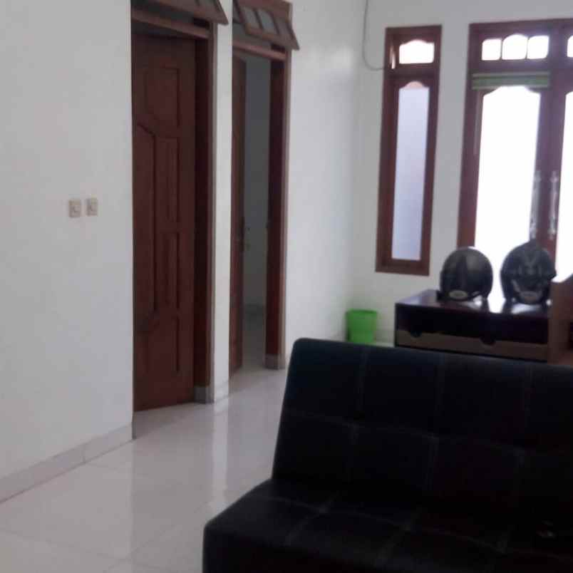 rumah di jln cokroaminoto wirobrajan