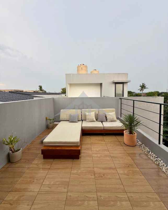 rumah dijual dalam cluster exclusive bebas banjir