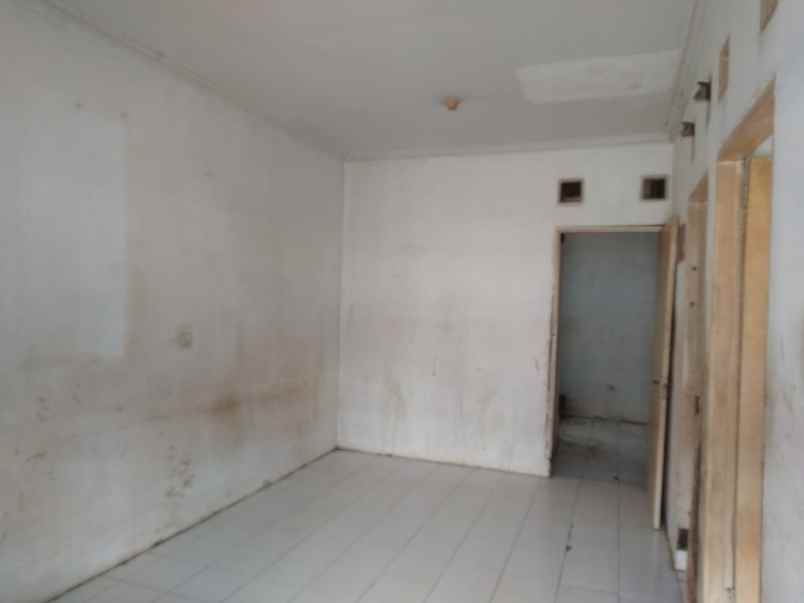 rumah dijual di perumahan rosewood garden