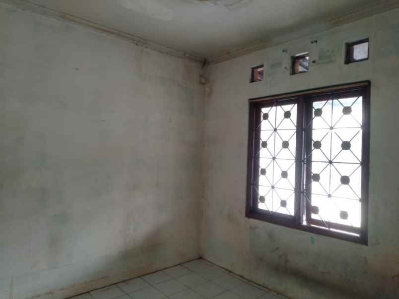 rumah dijual di perumahan rosewood garden