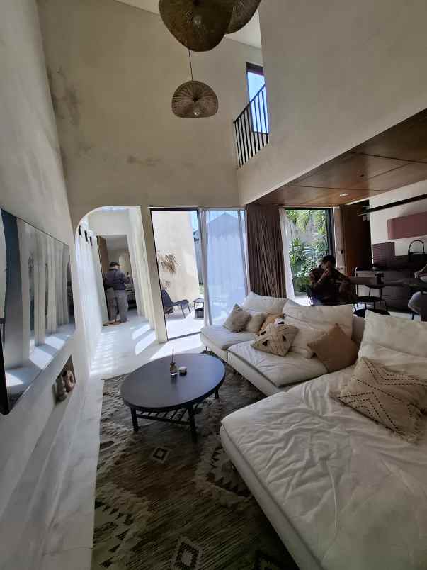 rumah estetik industrial tanah luas di arcamanik 1 8 m