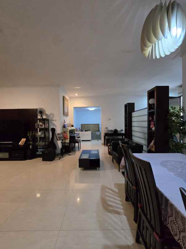 rumah full furnished di rawamangun jaktim