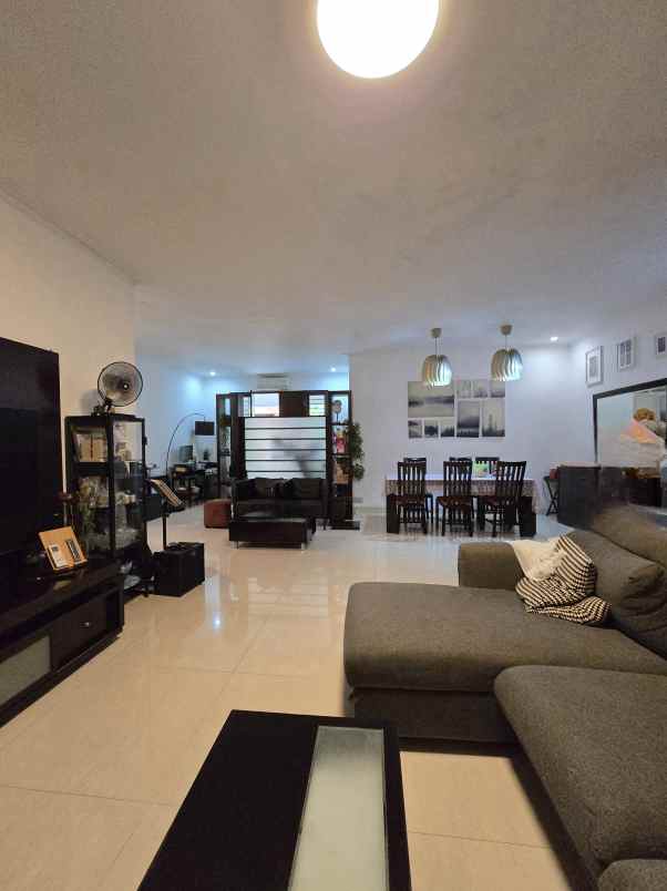 rumah full furnished di rawamangun jaktim