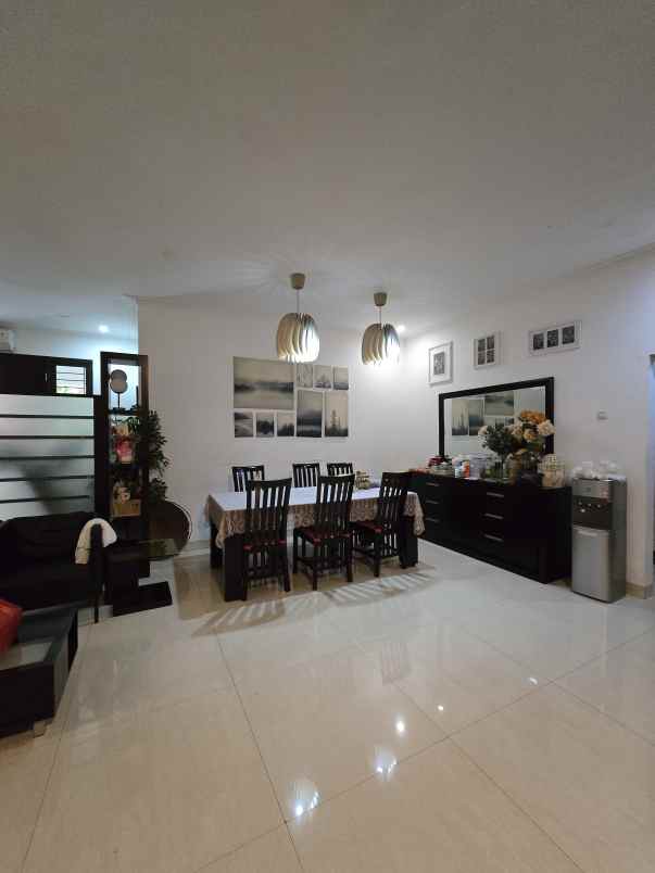 rumah full furnished di rawamangun jaktim