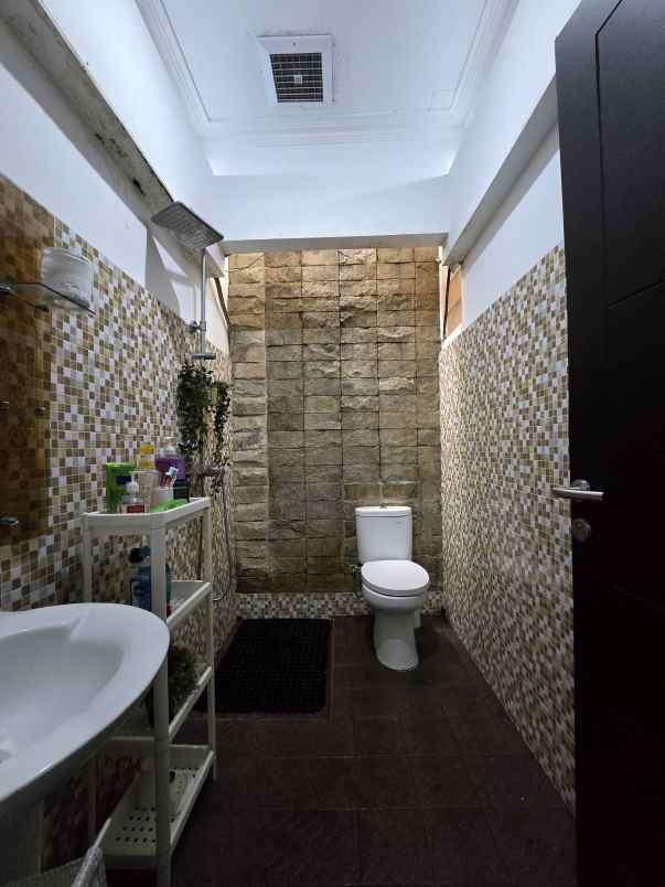 rumah full furnished di rawamangun jaktim