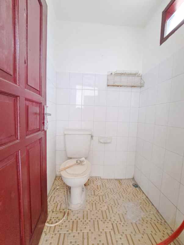 rumah gaya eropa klasik siap huni di antapani bandung