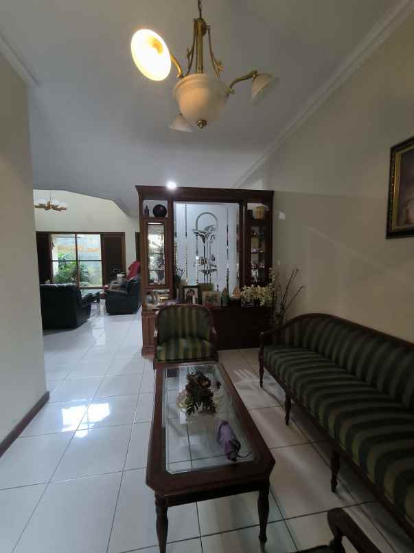 rumah graha famili dijual blok c