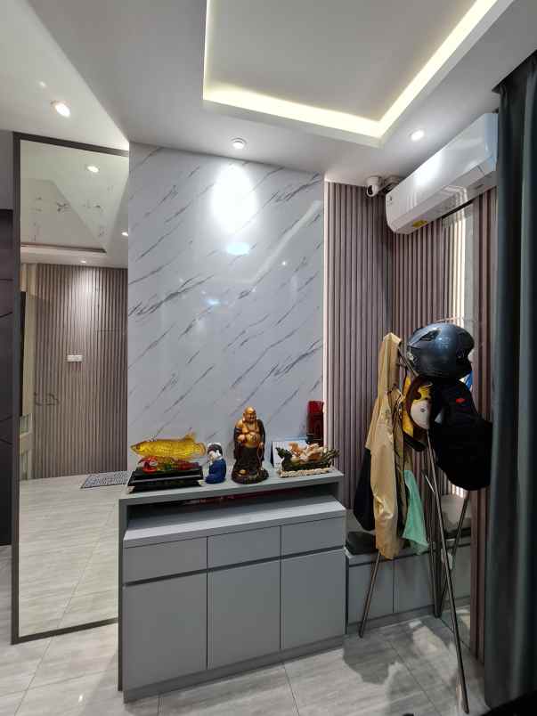 rumah hook furnished siap huni di palm blossom